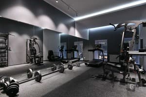 Александровский 12