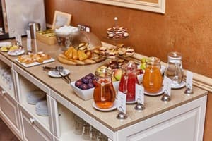 Александровский 7