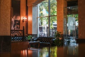 Александровский 11