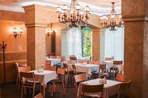 Александровский 16