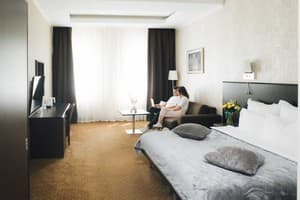 Александровский 18