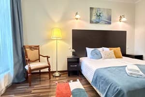 Alex Hotel 21