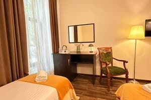 Alex Hotel 24