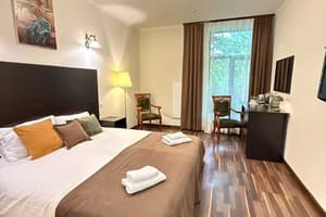 Alex Hotel 28