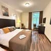 Alex Hotel 27-28/51