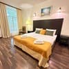 Alex Hotel 31-32/51