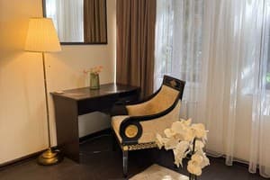 Alex Hotel 43