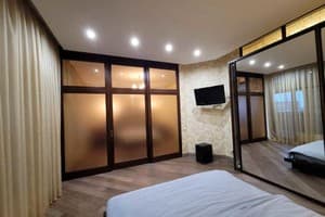 Arcadia Apartment 5