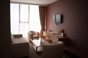 Отель Boutique Hotel Portofino. Люкс  с балконом 2