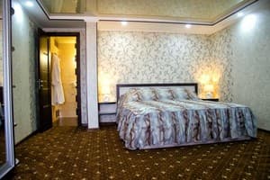 Центральная усадьба 19