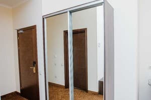 Готель Donald hotel. Люкс двомісний DeLuxe 7