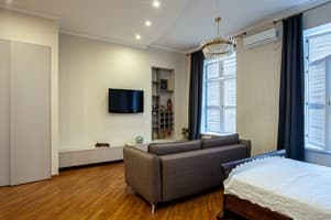 ЭстерХаус 43