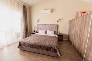 Коттедж Five seasons. Люкс трехместный  23