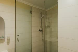 Geneva Park Hotel 19