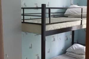 Хостел Kosher Hostel. Місце у жіночому двомісному номері  1
