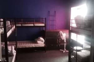 Хостел Kosher Hostel. Місце у чоловічому 6-місному номері  1