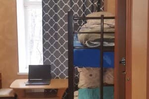 Хостел Kosher Hostel. Місце у загальному двомісному номері  1