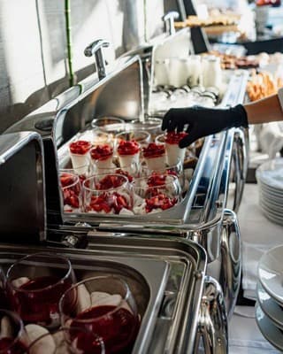 M1 Club Hotel 22