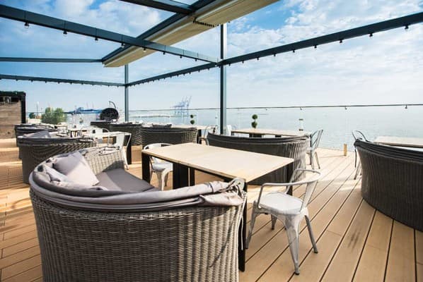 M1 Club Hotel 11