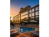 Отель M1 Club Hotel