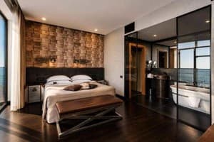 Отель M1 Club Hotel. Полулюкс двухместный с видом на море 2