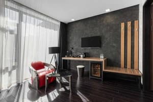 Отель M1 Club Hotel. Стандарт одноместный с видом на парк 5