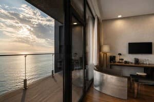 Отель M1 Club Hotel. Улучшенный одноместный c видом на море 2
