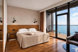 Отель M1 Club Hotel. Улучшенный одноместный c видом на море 4