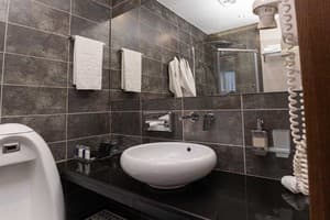 Спа-отель NEMO Hotel Resort & SPA. Люкс двухместный вид на город +1 7