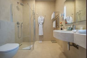 Отель Panorama De Luxe. Улучшенный двухместный стандарт с прямым видом на море 6