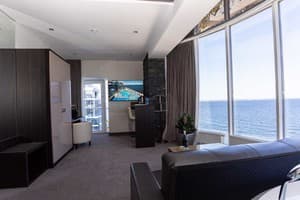 Спа-отель Resort & Spa Hotel NEMO. Люкс двухместный Панорамный вид на море +1 3