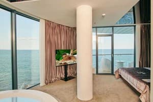 Спа-отель Resort & Spa Hotel NEMO. Люкс двухместный люкс панорамный, двухкомнатный с видом на море +1 3