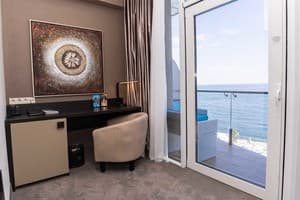 Спа-отель Resort & Spa Hotel NEMO. Люкс двухместный с видом на море +1 4