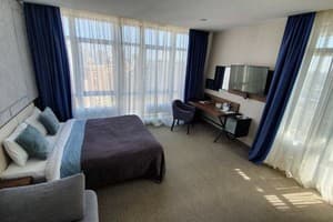 Отель Ribas Rooms Odesa. Семейный 6-местный  1