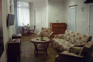 Хостел ТАПКИ Hostel
