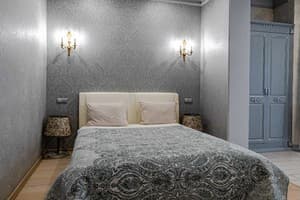 Vintage Apartments 1